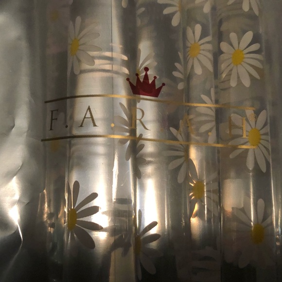 F.A.R.A.H Make up Brushes 4pc Complete Face Set w Matching Bag NEW SEALED - Picture 2 of 3